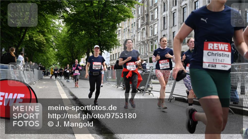14.06.2026 - REWE Women's Run J. Mangold http://msf.ph/oto/9753180 14.06.2026 10:09:49 Ziel 10445, 10469, 10585, 10944, 10950, 10951, 11147, 11152, 11277, 11504 meine-sportfotos.de
