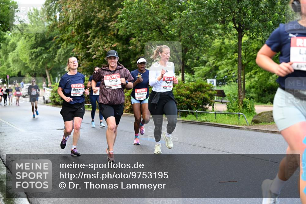 14.06.2026 - REWE Women's Run Dr. Thomas Lammeyer http://msf.ph/oto/9753195 14.06.2026 09:16:12 Laufen 10168, 10192, 10925, 11218, 57 meine-sportfotos.de