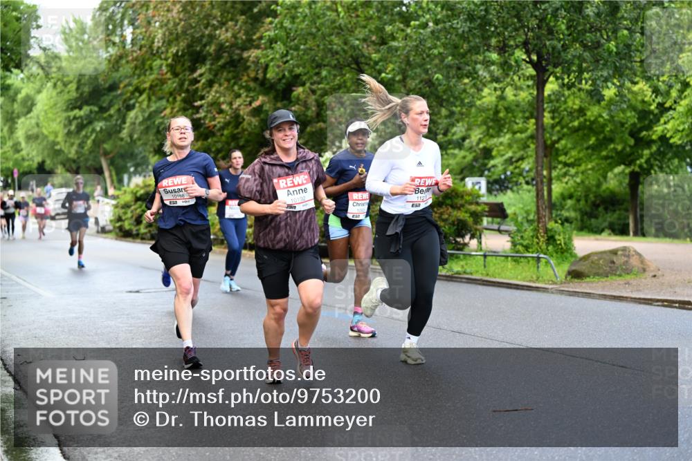 14.06.2026 - REWE Women's Run Dr. Thomas Lammeyer http://msf.ph/oto/9753200 14.06.2026 09:16:12 Laufen 10168, 10192, 7, 112, 57 meine-sportfotos.de