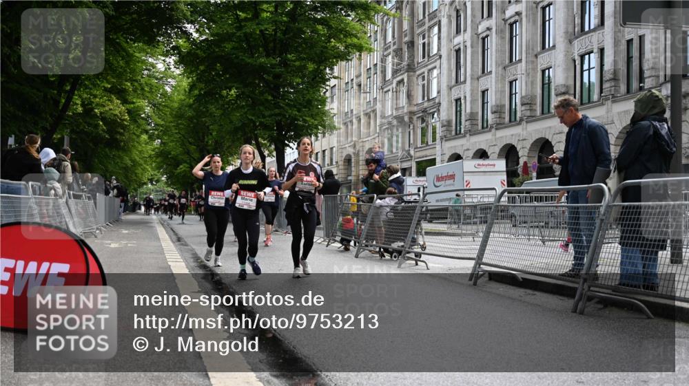 14.06.2026 - REWE Women's Run J. Mangold http://msf.ph/oto/9753213 14.06.2026 10:09:57 Ziel 10412, 10413, 10665, 10890, 10917, 11152, 11239, 11453, 11474, 11498 meine-sportfotos.de