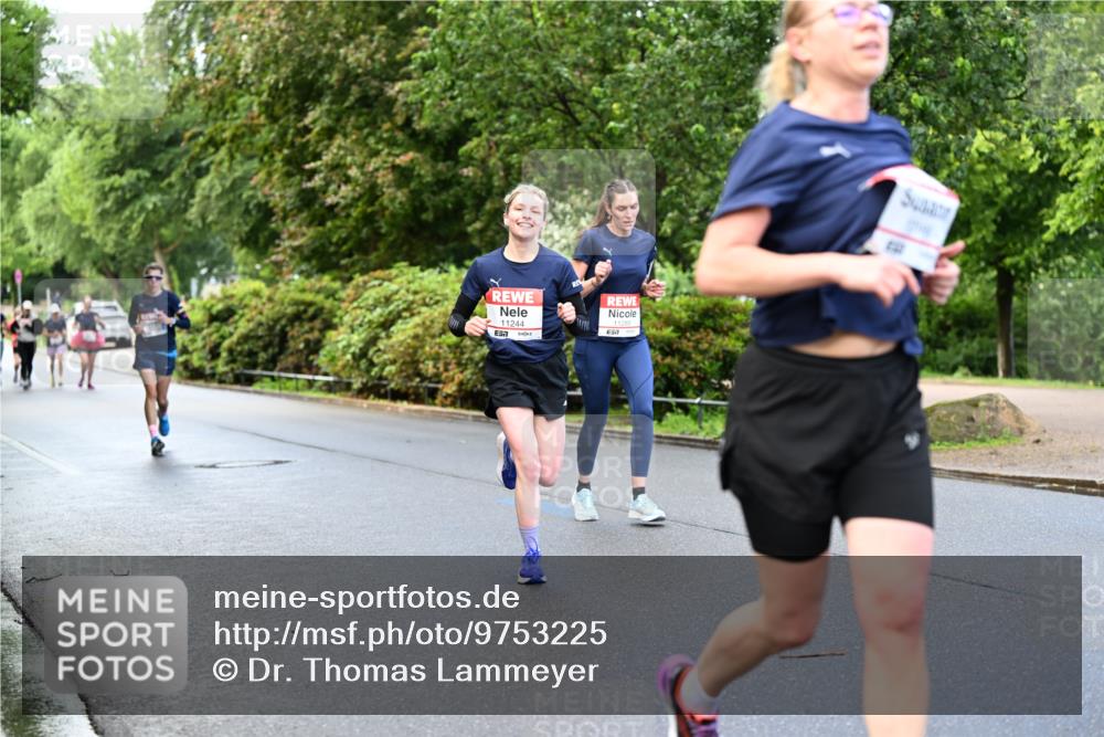 14.06.2026 - REWE Women's Run Dr. Thomas Lammeyer http://msf.ph/oto/9753225 14.06.2026 09:16:14 Laufen 11244 meine-sportfotos.de