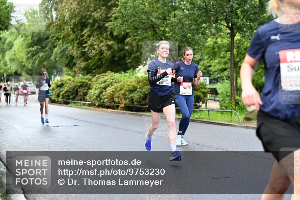 14.06.2026 - REWE Women's Run Dr. Thomas Lammeyer http://msf.ph/oto/9753230 14.06.2026 09:16:14 Laufen 11244 meine-sportfotos.de