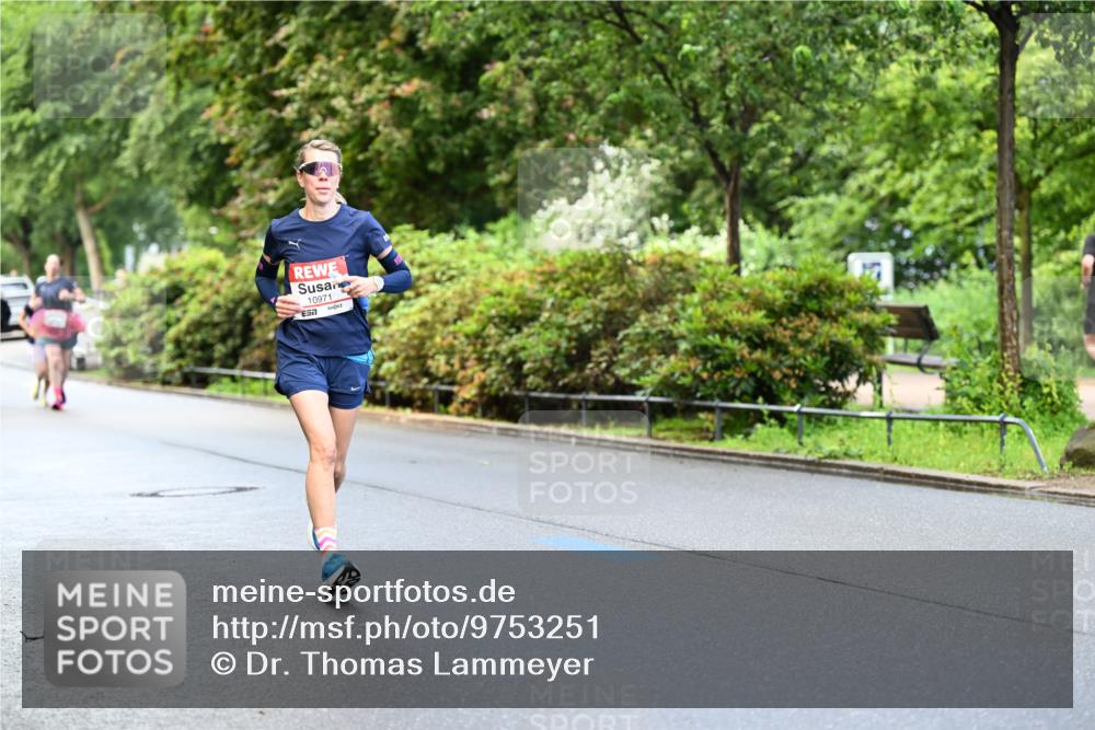 14.06.2026 - REWE Women's Run Dr. Thomas Lammeyer http://msf.ph/oto/9753251 14.06.2026 09:16:17 Laufen 10971 meine-sportfotos.de