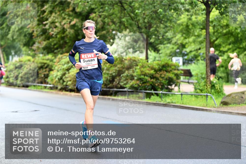 14.06.2026 - REWE Women's Run Dr. Thomas Lammeyer http://msf.ph/oto/9753264 14.06.2026 09:16:18 Laufen 10971, 7 meine-sportfotos.de