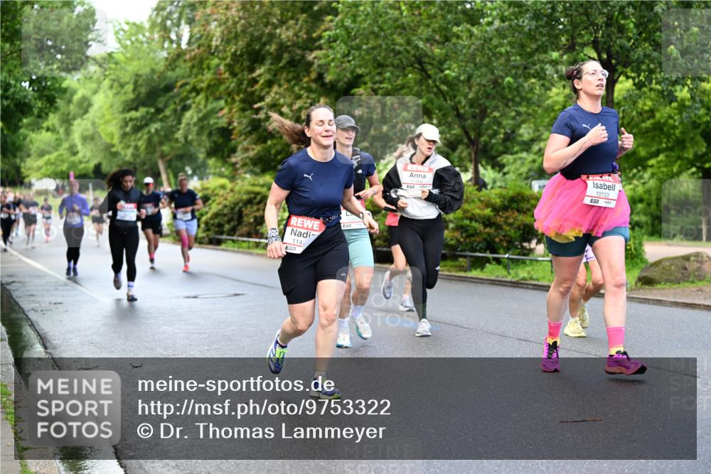 14.06.2026 - REWE Women's Run Dr. Thomas Lammeyer http://msf.ph/oto/9753322 14.06.2026 09:16:25 Laufen 114, 7, 10103, 7 meine-sportfotos.de