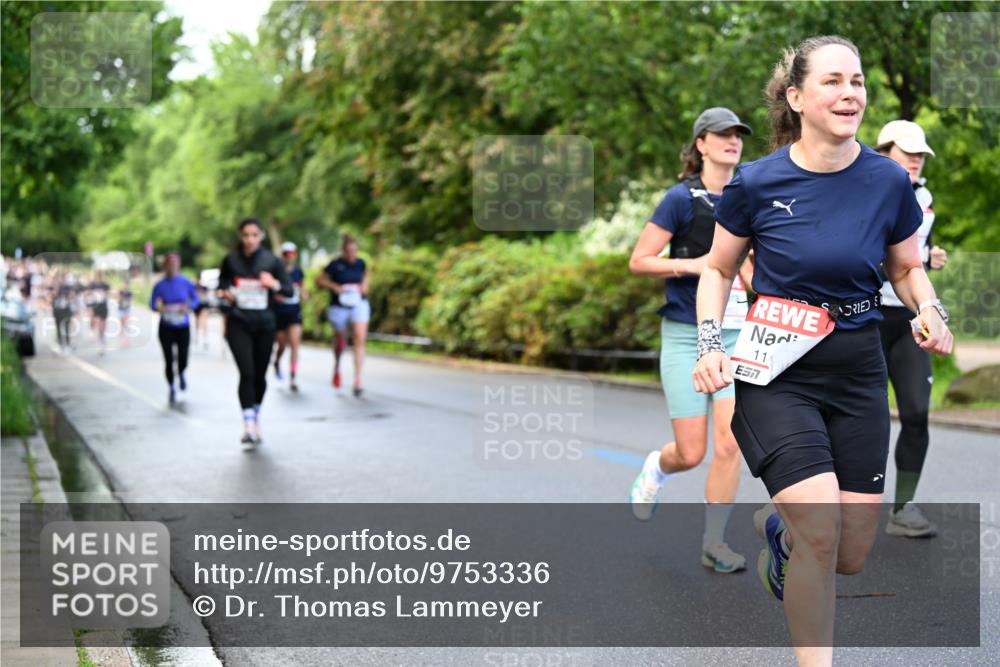 14.06.2026 - REWE Women's Run Dr. Thomas Lammeyer http://msf.ph/oto/9753336 14.06.2026 09:16:26 Laufen 11 meine-sportfotos.de
