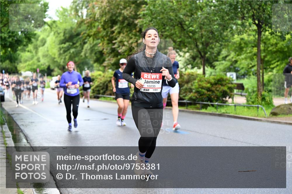 14.06.2026 - REWE Women's Run Dr. Thomas Lammeyer http://msf.ph/oto/9753381 14.06.2026 09:16:29 Laufen 10235, 7 meine-sportfotos.de