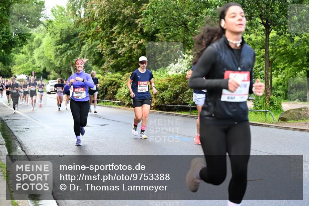 14.06.2026 - REWE Women's Run Dr. Thomas Lammeyer http://msf.ph/oto/9753388 14.06.2026 09:16:30 Laufen 10299 meine-sportfotos.de