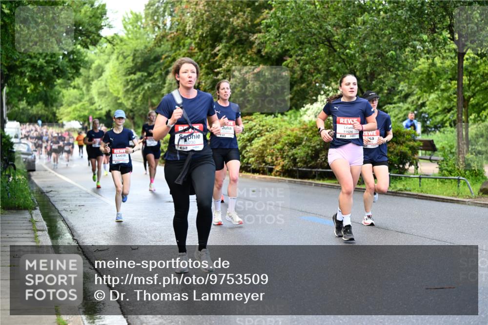 14.06.2026 - REWE Women's Run Dr. Thomas Lammeyer http://msf.ph/oto/9753509 14.06.2026 09:16:37 Laufen 10230, 7, 11526 meine-sportfotos.de