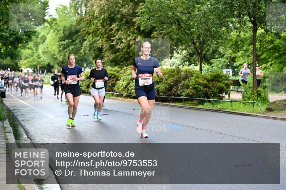 14.06.2026 - REWE Women's Run Dr. Thomas Lammeyer http://msf.ph/oto/9753553 14.06.2026 09:16:40 Laufen 11326 meine-sportfotos.de