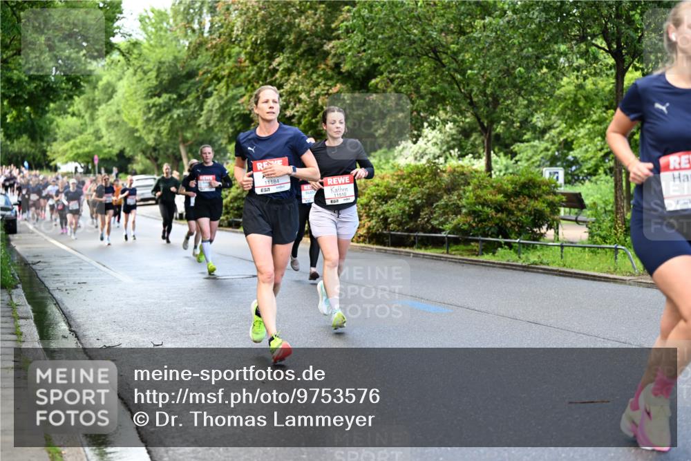 14.06.2026 - REWE Women's Run Dr. Thomas Lammeyer http://msf.ph/oto/9753576 14.06.2026 09:16:42 Laufen 11184, 5, 11510 meine-sportfotos.de