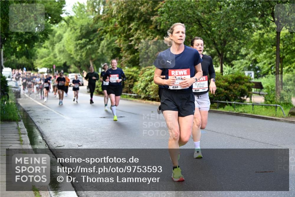 14.06.2026 - REWE Women's Run Dr. Thomas Lammeyer http://msf.ph/oto/9753593 14.06.2026 09:16:42 Laufen 112, 11510 meine-sportfotos.de