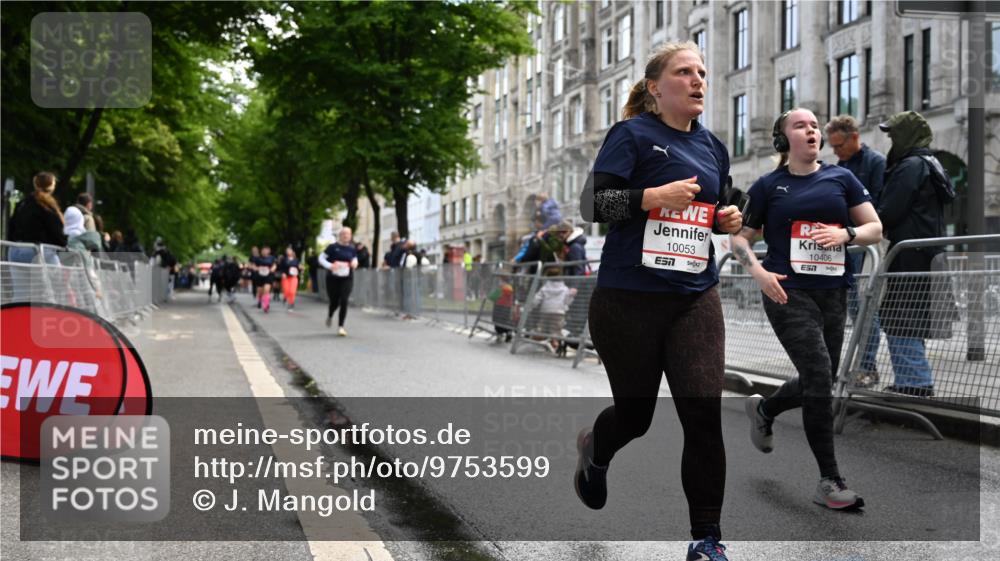 14.06.2026 - REWE Women's Run J. Mangold http://msf.ph/oto/9753599 14.06.2026 10:10:59 Ziel 10053, 10111, 10406, 10429, 10468, 11217, 11500 meine-sportfotos.de