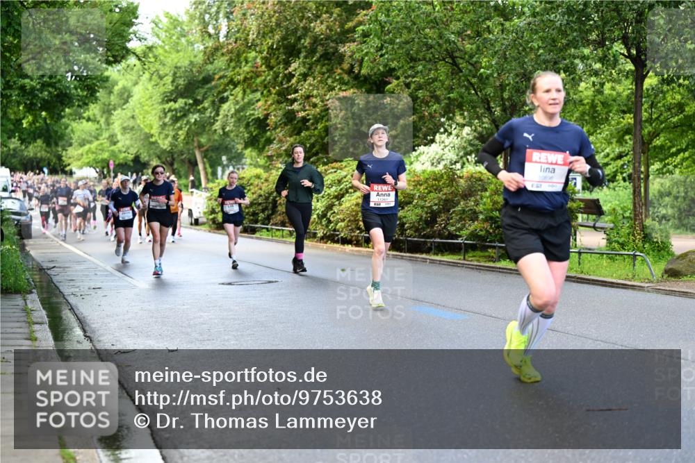14.06.2026 - REWE Women's Run Dr. Thomas Lammeyer http://msf.ph/oto/9753638 14.06.2026 09:16:45 Laufen 10896, 11261 meine-sportfotos.de