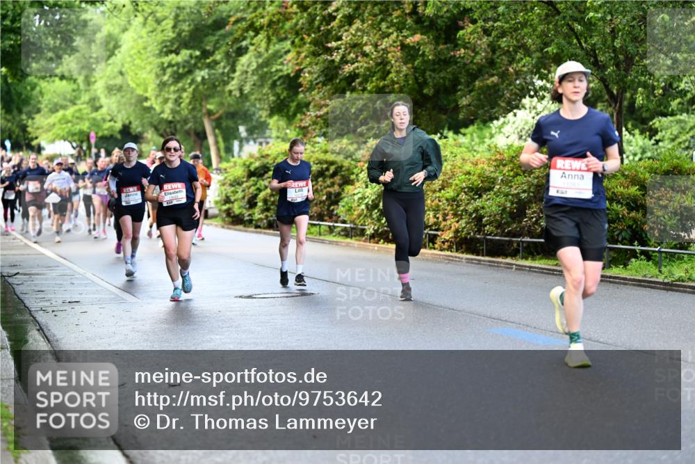 14.06.2026 - REWE Women's Run Dr. Thomas Lammeyer http://msf.ph/oto/9753642 14.06.2026 09:16:46 Laufen 11261 meine-sportfotos.de