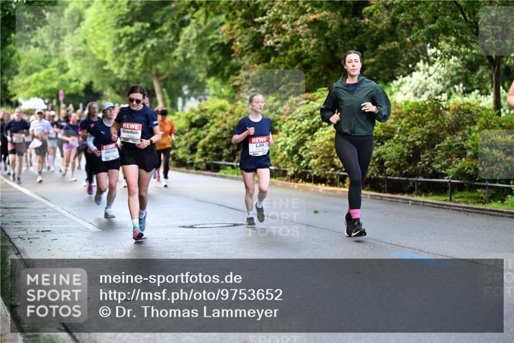 14.06.2026 - REWE Women's Run Dr. Thomas Lammeyer http://msf.ph/oto/9753652 14.06.2026 09:16:47 Laufen 10693, 10278 meine-sportfotos.de