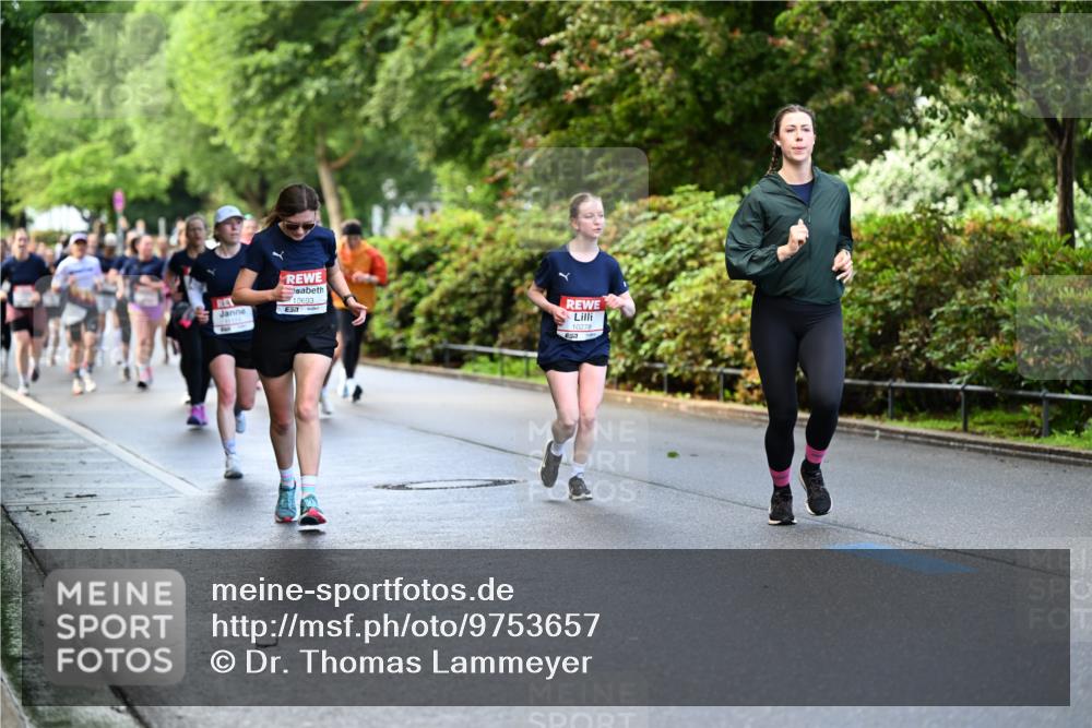 14.06.2026 - REWE Women's Run Dr. Thomas Lammeyer http://msf.ph/oto/9753657 14.06.2026 09:16:47 Laufen 10693, 10278 meine-sportfotos.de