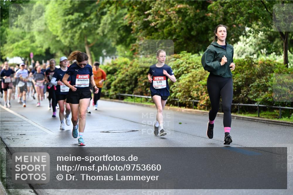 14.06.2026 - REWE Women's Run Dr. Thomas Lammeyer http://msf.ph/oto/9753660 14.06.2026 09:16:47 Laufen 10693, 10278 meine-sportfotos.de