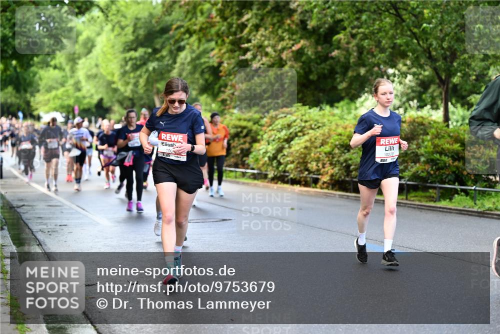 14.06.2026 - REWE Women's Run Dr. Thomas Lammeyer http://msf.ph/oto/9753679 14.06.2026 09:16:49 Laufen 1065, 10278 meine-sportfotos.de