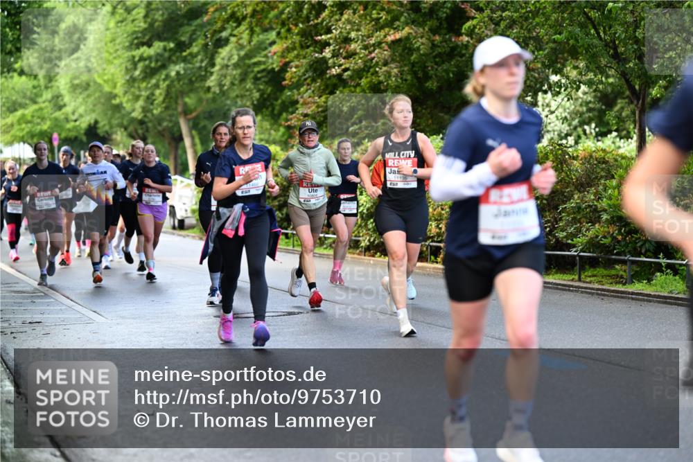 14.06.2026 - REWE Women's Run Dr. Thomas Lammeyer http://msf.ph/oto/9753710 14.06.2026 09:16:51 Laufen 1468, 10806 meine-sportfotos.de
