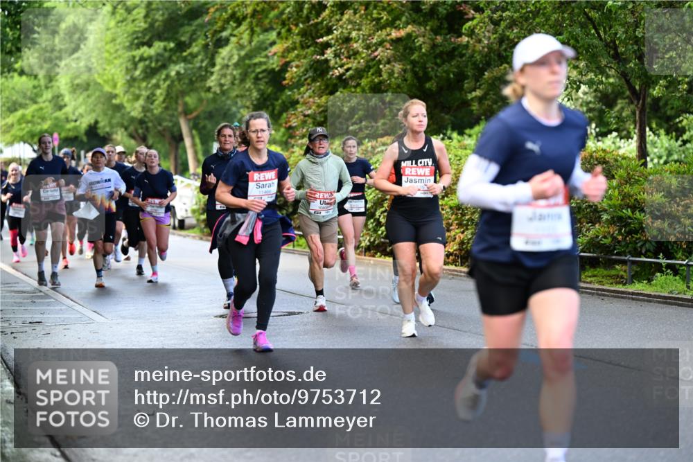 14.06.2026 - REWE Women's Run Dr. Thomas Lammeyer http://msf.ph/oto/9753712 14.06.2026 09:16:51 Laufen 11466, 10808 meine-sportfotos.de
