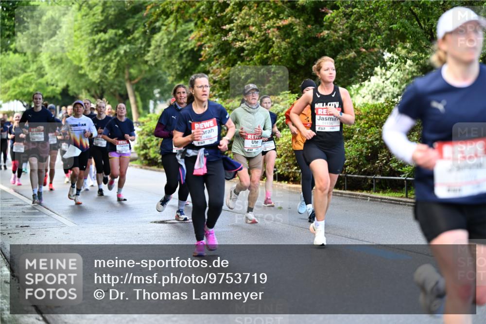 14.06.2026 - REWE Women's Run Dr. Thomas Lammeyer http://msf.ph/oto/9753719 14.06.2026 09:16:51 Laufen 1468, 10806, 7, 11135 meine-sportfotos.de