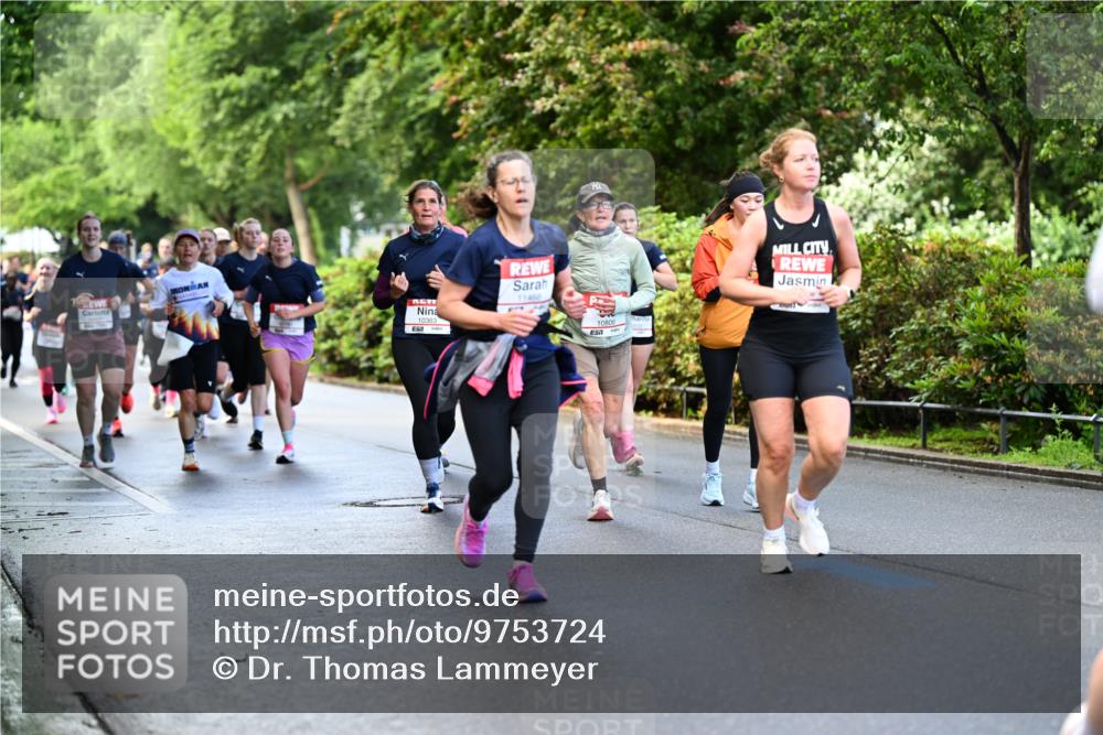 14.06.2026 - REWE Women's Run Dr. Thomas Lammeyer http://msf.ph/oto/9753724 14.06.2026 09:16:51 Laufen 10363, 11466, 10806 meine-sportfotos.de