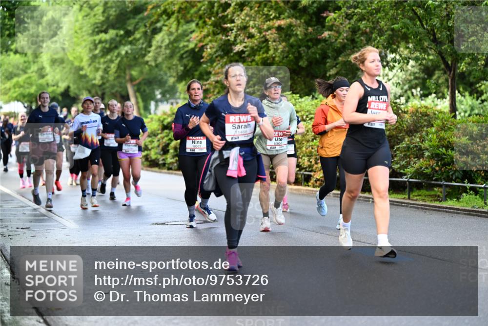 14.06.2026 - REWE Women's Run Dr. Thomas Lammeyer http://msf.ph/oto/9753726 14.06.2026 09:16:52 Laufen 10363, 1468, 57, 10806 meine-sportfotos.de