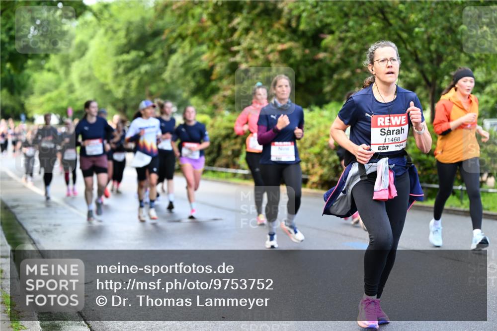 14.06.2026 - REWE Women's Run Dr. Thomas Lammeyer http://msf.ph/oto/9753752 14.06.2026 09:16:53 Laufen 1468 meine-sportfotos.de