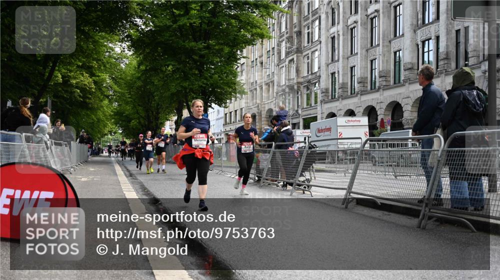 14.06.2026 - REWE Women's Run J. Mangold http://msf.ph/oto/9753763 14.06.2026 10:11:30 Ziel 10086, 10247, 10325, 10981, 11223 meine-sportfotos.de