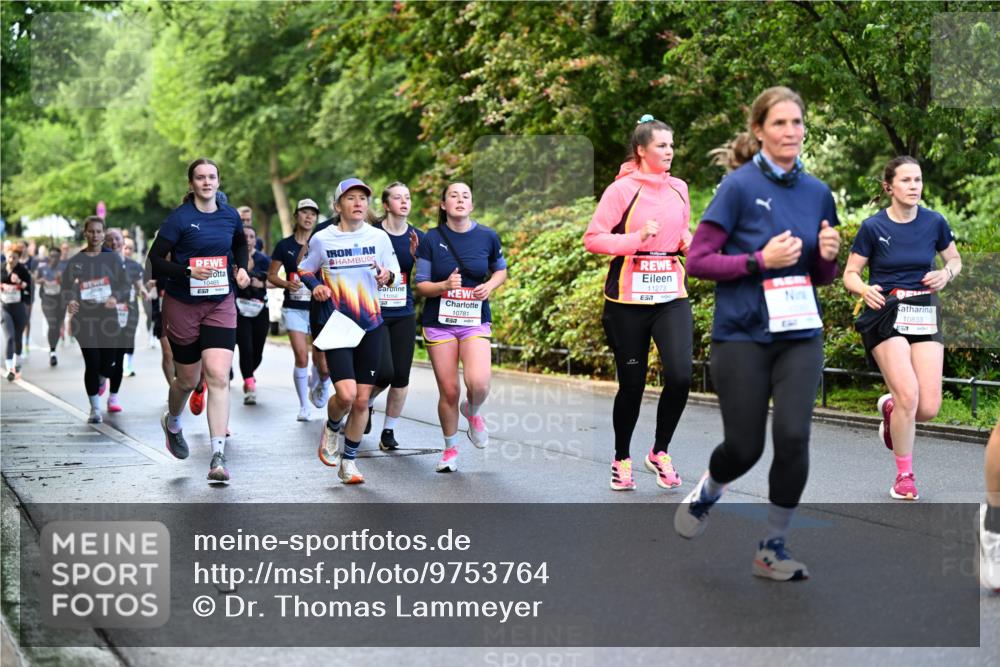 14.06.2026 - REWE Women's Run Dr. Thomas Lammeyer http://msf.ph/oto/9753764 14.06.2026 09:16:54 Laufen 10465, 10781, 11273, 10833 meine-sportfotos.de