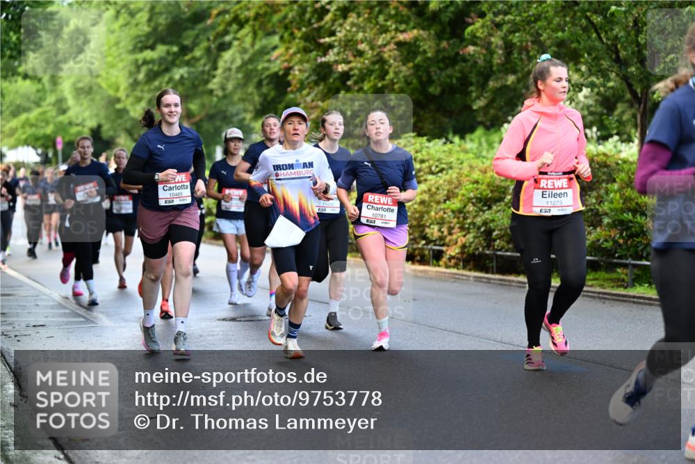 14.06.2026 - REWE Women's Run Dr. Thomas Lammeyer http://msf.ph/oto/9753778 14.06.2026 09:16:54 Laufen 10465, 5, 10781, 7, 11273, 7 meine-sportfotos.de