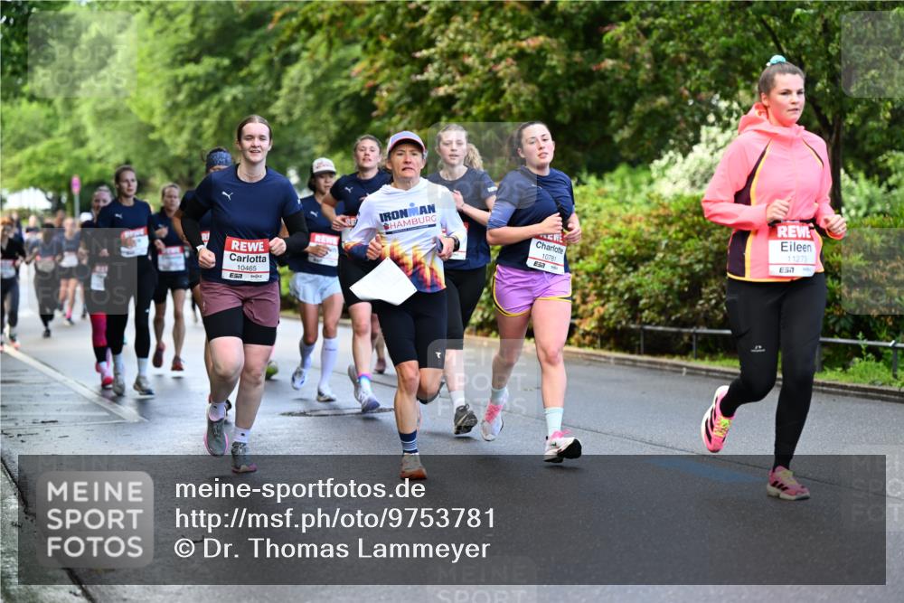 14.06.2026 - REWE Women's Run Dr. Thomas Lammeyer http://msf.ph/oto/9753781 14.06.2026 09:16:55 Laufen 10465, 10781, 51, 52, 11273, 57 meine-sportfotos.de