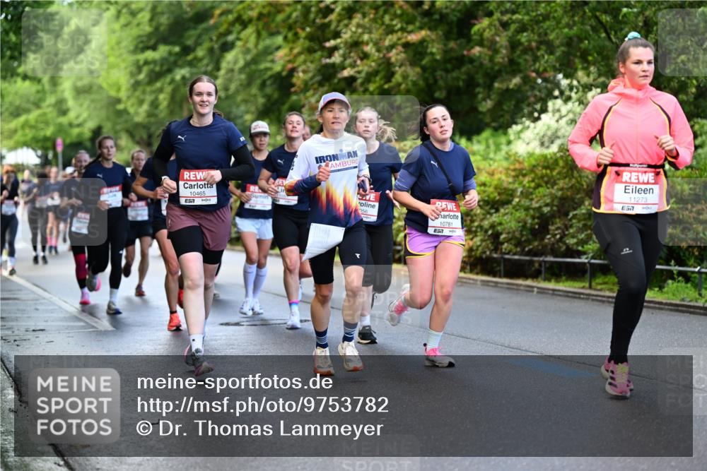 14.06.2026 - REWE Women's Run Dr. Thomas Lammeyer http://msf.ph/oto/9753782 14.06.2026 09:16:55 Laufen 10465, 57, 1, 256, 10781, 7, 11273, 7 meine-sportfotos.de