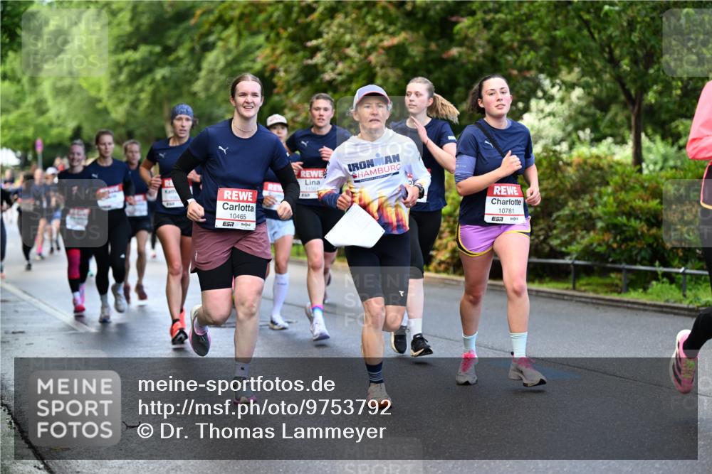 14.06.2026 - REWE Women's Run Dr. Thomas Lammeyer http://msf.ph/oto/9753792 14.06.2026 09:16:55 Laufen 10465, 7, 1105, 10781, 7 meine-sportfotos.de