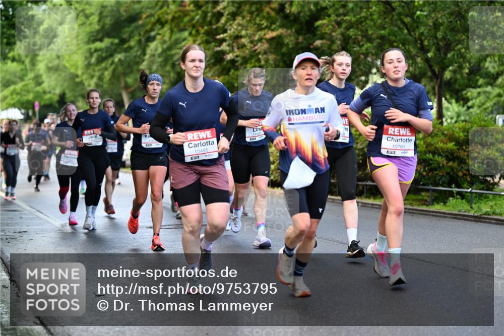 14.06.2026 - REWE Women's Run Dr. Thomas Lammeyer http://msf.ph/oto/9753795 14.06.2026 09:16:56 Laufen 1063, 10465, 11051, 10781, 57 meine-sportfotos.de