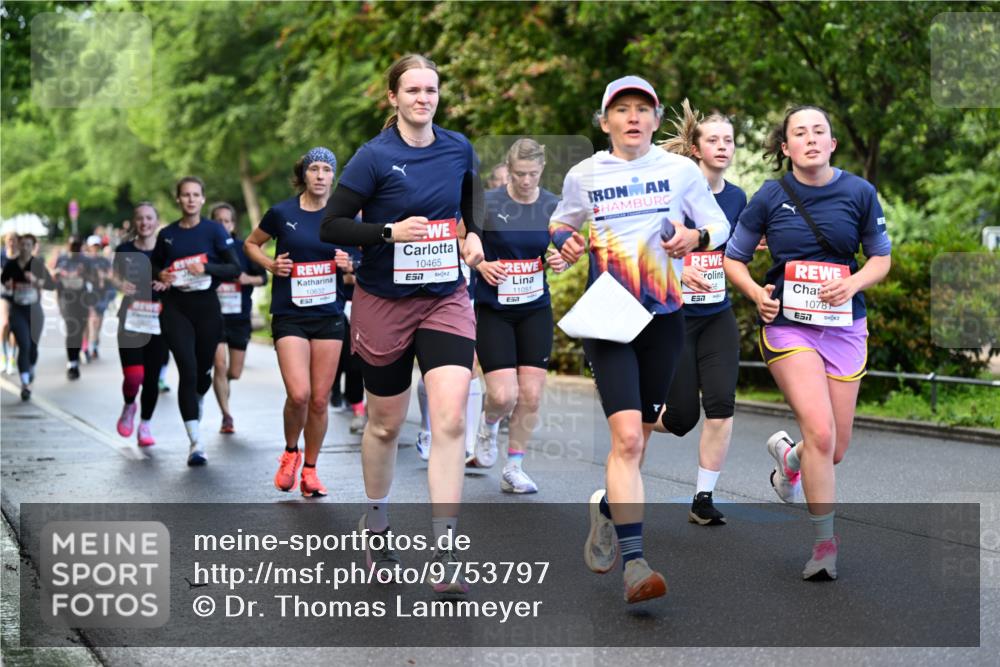 14.06.2026 - REWE Women's Run Dr. Thomas Lammeyer http://msf.ph/oto/9753797 14.06.2026 09:16:56 Laufen 10465, 11051, 57, 7, 10781, 57 meine-sportfotos.de