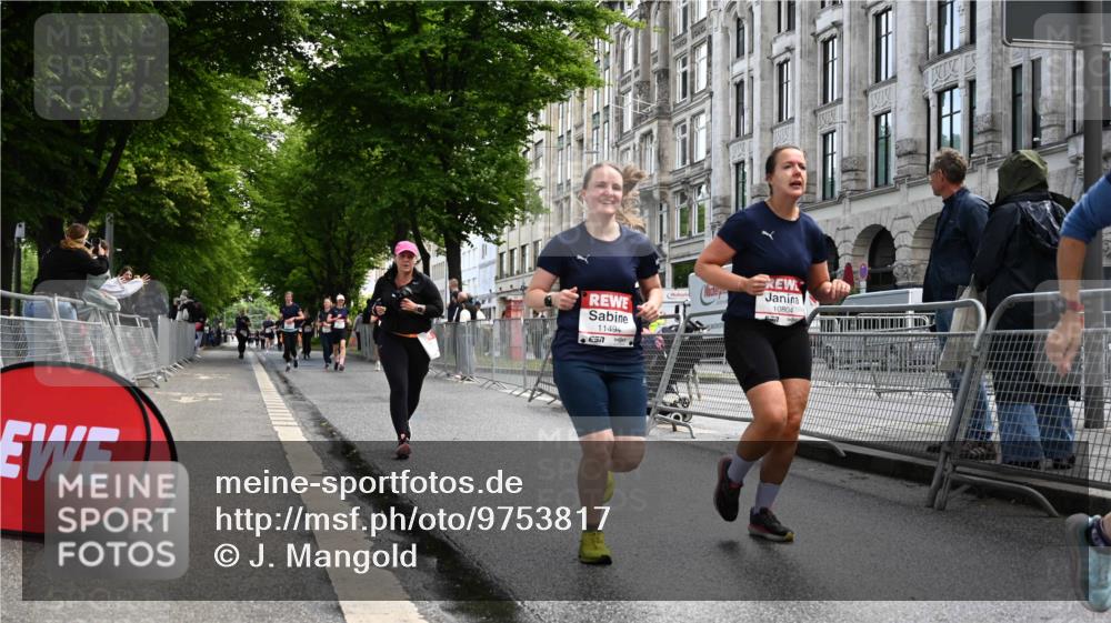 14.06.2026 - REWE Women's Run J. Mangold http://msf.ph/oto/9753817 14.06.2026 10:11:36 Ziel 10086, 10325, 10804, 10975, 11223, 11494 meine-sportfotos.de