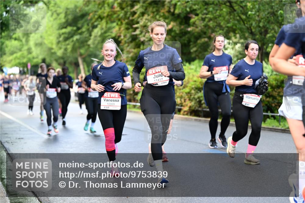14.06.2026 - REWE Women's Run Dr. Thomas Lammeyer http://msf.ph/oto/9753839 14.06.2026 09:16:59 Laufen 10999, 11417, 10122 meine-sportfotos.de