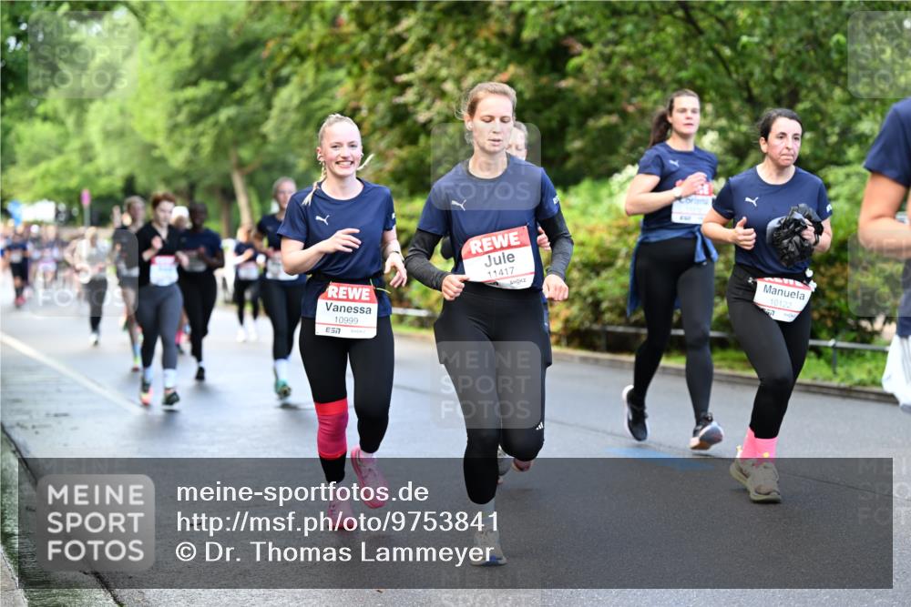 14.06.2026 - REWE Women's Run Dr. Thomas Lammeyer http://msf.ph/oto/9753841 14.06.2026 09:16:59 Laufen 10999, 7, 2, 11417, 10122 meine-sportfotos.de