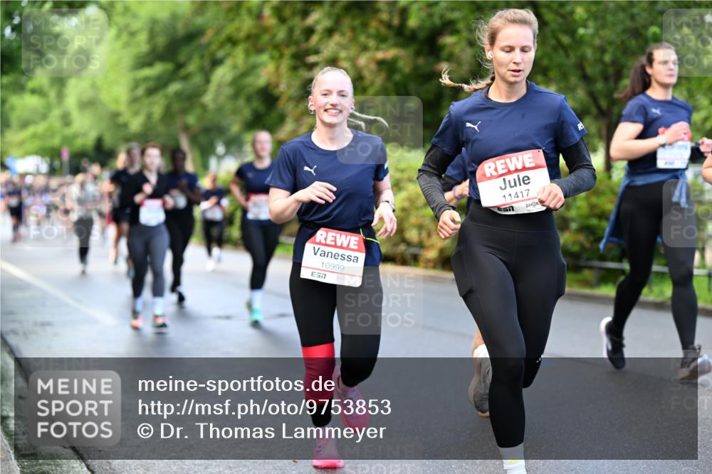 14.06.2026 - REWE Women's Run Dr. Thomas Lammeyer http://msf.ph/oto/9753853 14.06.2026 09:17:00 Laufen 10999, 7, 2, 11417 meine-sportfotos.de