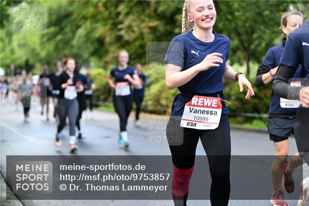 14.06.2026 - REWE Women's Run Dr. Thomas Lammeyer http://msf.ph/oto/9753857 14.06.2026 09:17:01 Laufen 10999 meine-sportfotos.de