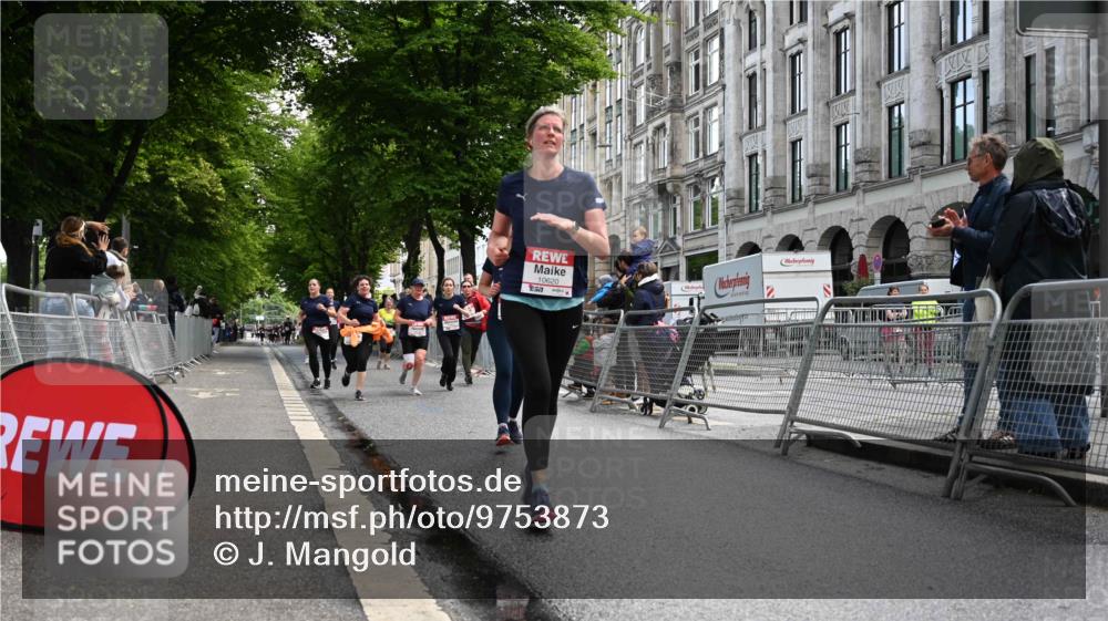 14.06.2026 - REWE Women's Run J. Mangold http://msf.ph/oto/9753873 14.06.2026 10:11:45 Ziel 10036, 10298, 10357, 10620, 10769, 10770, 10913, 11019, 11317 meine-sportfotos.de
