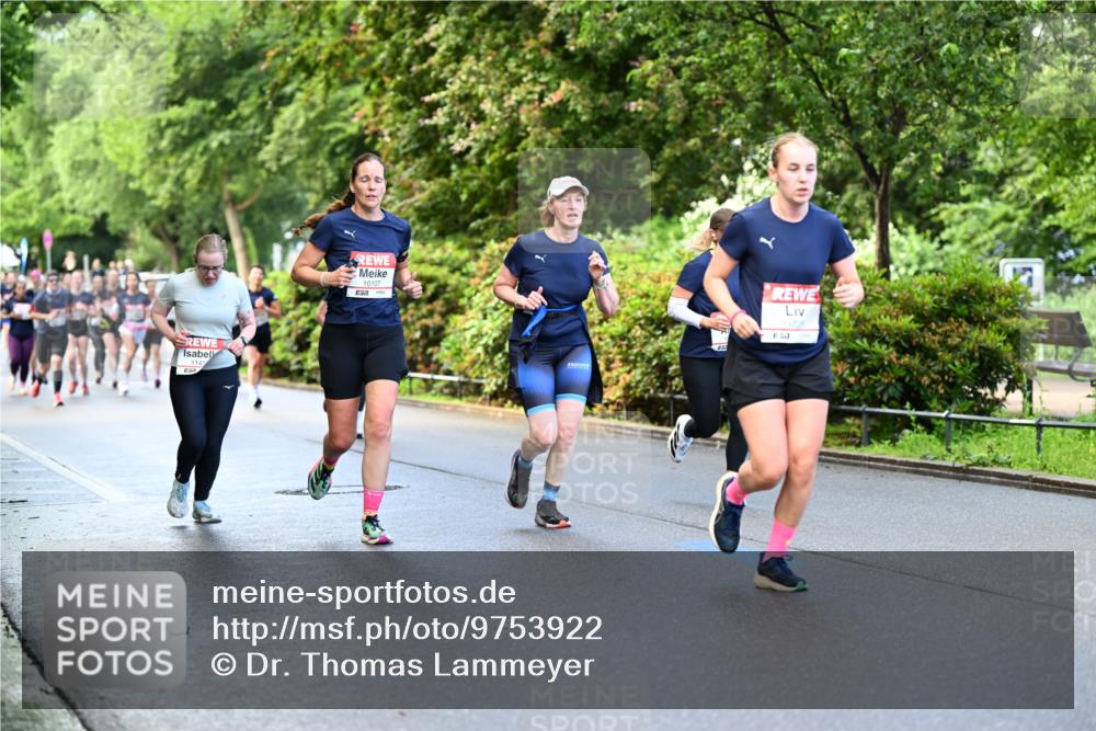 14.06.2026 - REWE Women's Run Dr. Thomas Lammeyer http://msf.ph/oto/9753922 14.06.2026 09:17:05 Laufen 1145, 7, 10107, 11226, 5 meine-sportfotos.de