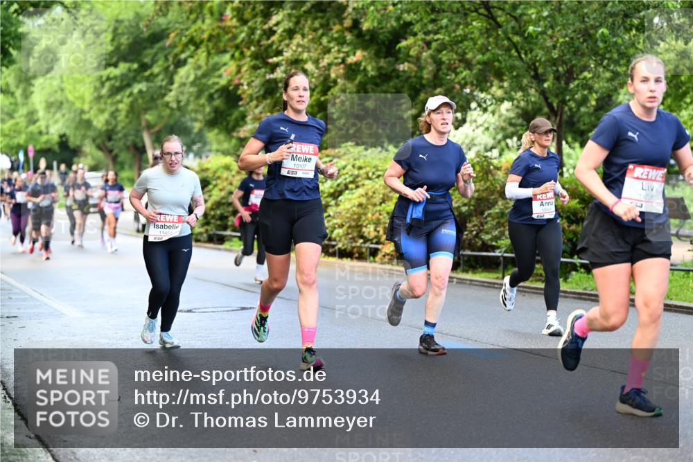 14.06.2026 - REWE Women's Run Dr. Thomas Lammeyer http://msf.ph/oto/9753934 14.06.2026 09:17:06 Laufen 1145, 7, 10107, 7, 11826 meine-sportfotos.de