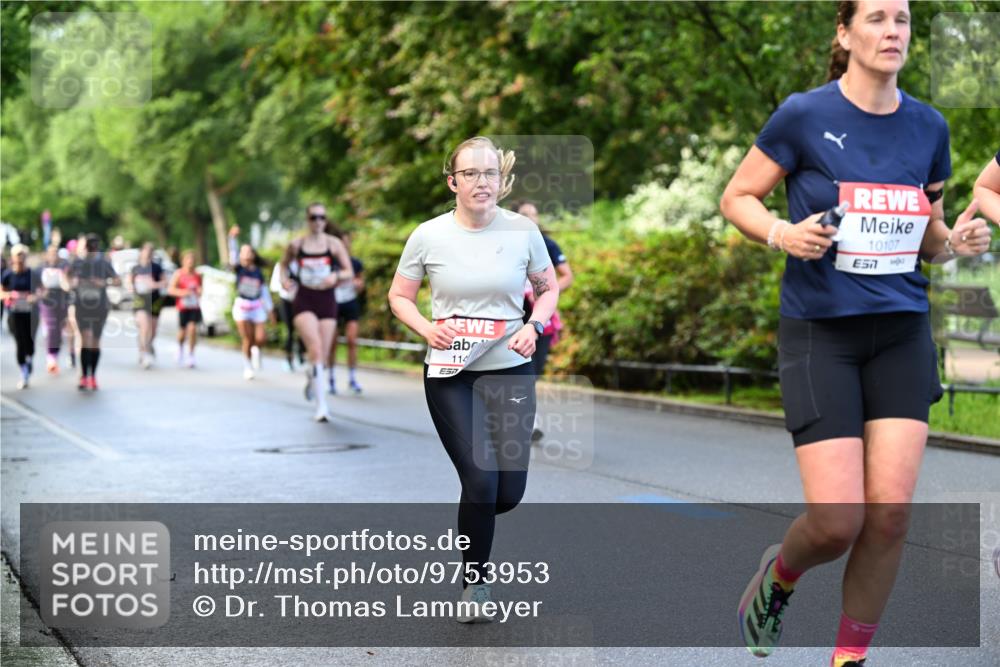 14.06.2026 - REWE Women's Run Dr. Thomas Lammeyer http://msf.ph/oto/9753953 14.06.2026 09:17:07 Laufen 114, 57, 10107 meine-sportfotos.de