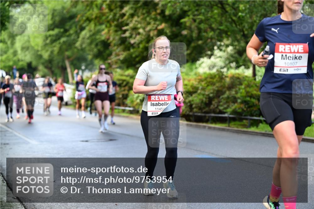 14.06.2026 - REWE Women's Run Dr. Thomas Lammeyer http://msf.ph/oto/9753954 14.06.2026 09:17:07 Laufen 1145, 10107, 57 meine-sportfotos.de