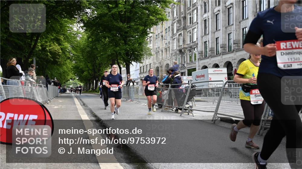 14.06.2026 - REWE Women's Run J. Mangold http://msf.ph/oto/9753972 14.06.2026 10:11:54 Ziel 10357, 10710, 10795, 10913, 11012, 11142, 11349, 11358 meine-sportfotos.de