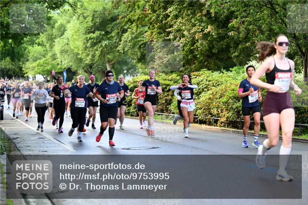 14.06.2026 - REWE Women's Run Dr. Thomas Lammeyer http://msf.ph/oto/9753995 14.06.2026 09:17:10 Laufen 11283 meine-sportfotos.de