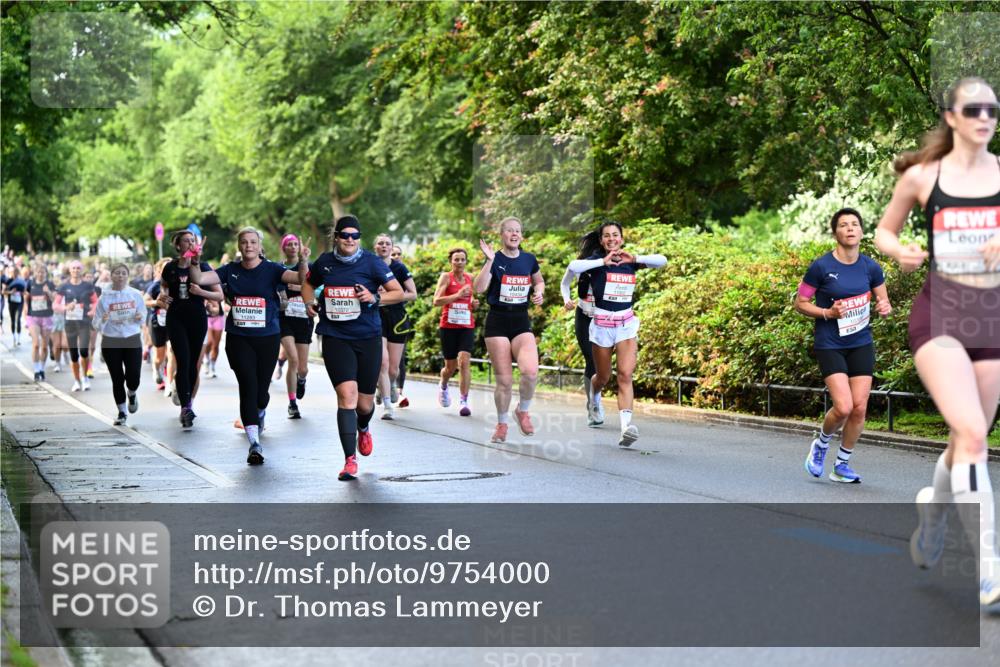 14.06.2026 - REWE Women's Run Dr. Thomas Lammeyer http://msf.ph/oto/9754000 14.06.2026 09:17:11 Laufen 11283, 10434 meine-sportfotos.de